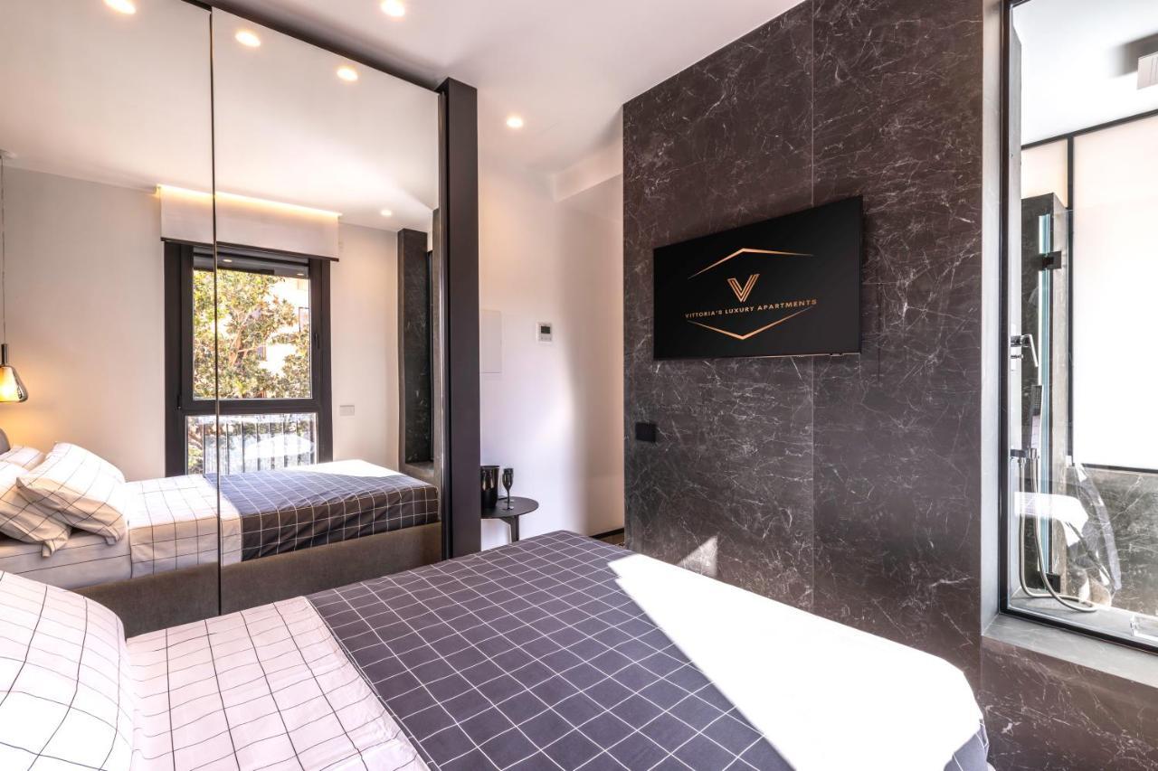 Vittoria'S Luxury Apartment Кальярі Екстер'єр фото